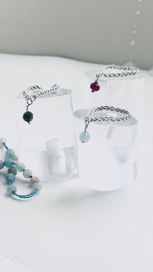 Chain ring with beads